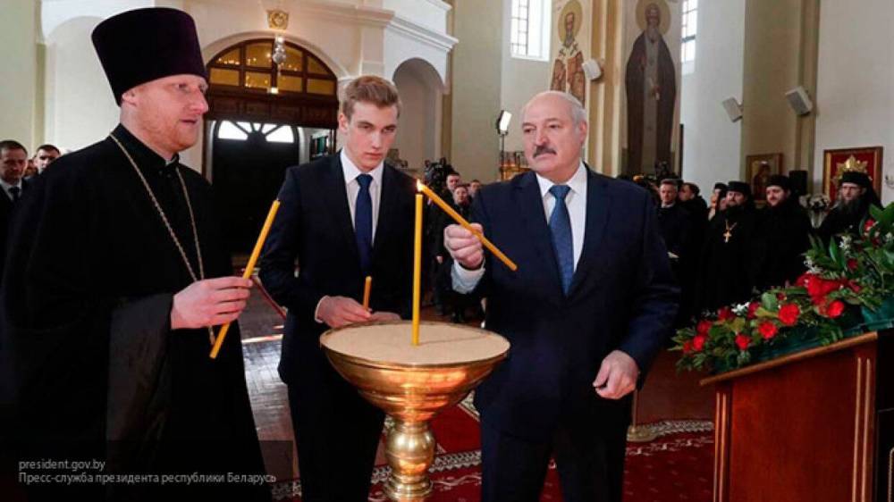 Александр Лукашенко - Николай Лукашенко - Возмужавший 15-летний сын Лукашенко влюбил в себя пользователей Сети - nation-news.ru - Белоруссия