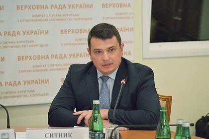 Артем Сытник - Марина Лазебная - У семьи главного борца с коррупцией Украины нашли землю в Крыму - lenta.ru - Россия - Украина - Крым - Киевская обл. - Севастополь