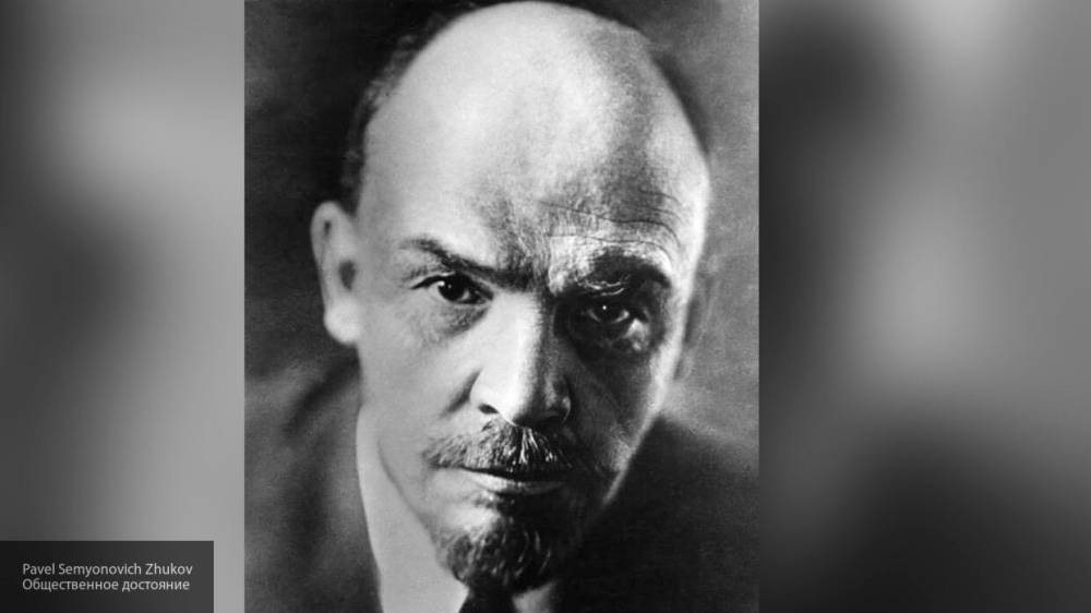 Владимир Ленин - RT снял ролики о самоизоляции в 150-летний юбилей Ленина - politros.com - Москва - Россия - Санкт-Петербург