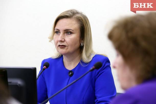 Виктор Бобыря - Наталья Хозяинова - Наталья Хозяинова: «Тема открытия поликлиники в Лесозаводе не забыта» - bnkomi.ru - респ. Коми - Сыктывкар