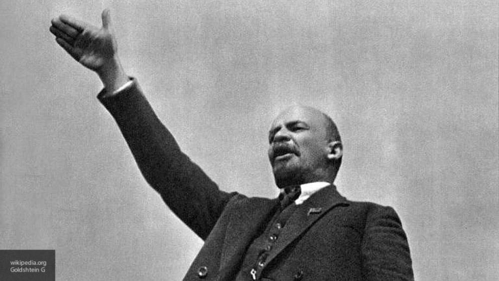 Владимир Ленин - RT выпустил ролики ко дню рождения Ленина, посвященные пандемии коронавируса - polit.info - Россия