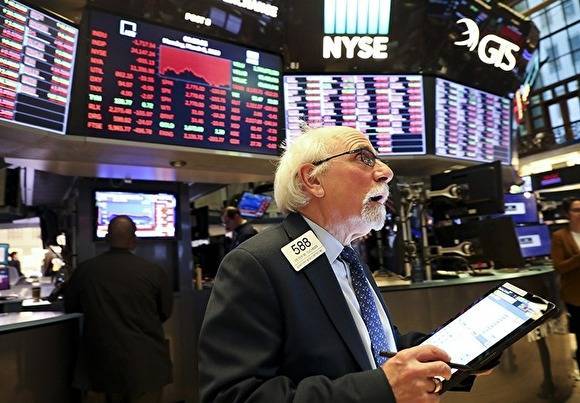 Стоимость нефти Brent упала ниже $18, WTI — ниже $7 - znak.com - Россия - Лондон