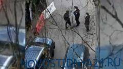 В Москве полицейскому, который избил мужчину за нарушение самоизоляции, грозит срок - novostidnya24.ru - Москва - Россия