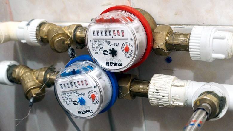 Россиянам разрешили не проводить поверку счетчиков до конца года - newizv.ru - Россия