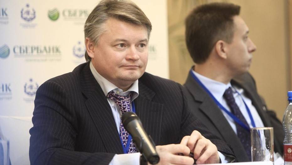 Александр Беглов - Эдуард Батанов - Евгений Елин - Максим Соколов - Акции вице-губернатора Батанова растут на сокращении бюджета - dp.ru
