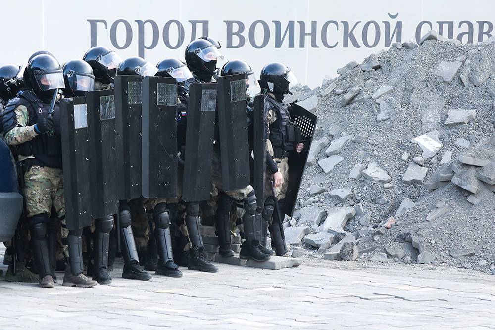 Вячеслав Битаров - Во Владикавказе завели уголовное дело за нападение на силовиков на митинге - rtvi.com - Владикавказ