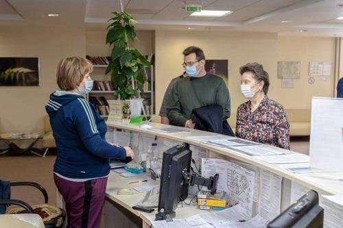 Наталья Комарова - Комарова поручила подготовить до 1 мая регламент по работе системы контроля за гражданами - znak.com - Россия - Югра