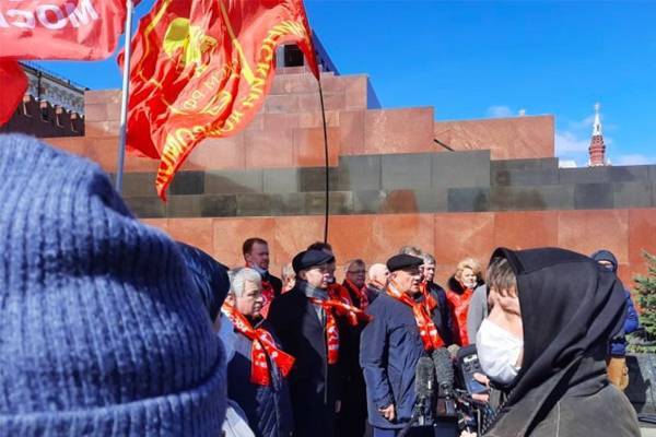 Василий Власов - Либерал-демократы ужаснулись митингу коммунистов в честь Ленина вопреки самоизоляции - govoritmoskva.ru - Москва - Россия