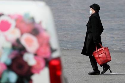 Денис Шмыгаль - Виктор Ляшко - На Украине продлили карантин - lenta.ru - Украина