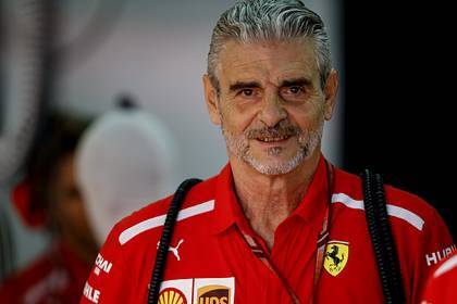 Марио Изол - Бывший босс команды Ferrari стал водителем скорой помощи в Италии - lenta.ru - Италия