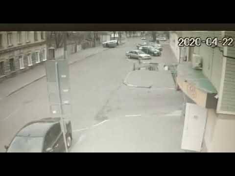 Александр Корниенко - Появилось видео смертельного ДТП в центре Воронежа - moe-online.ru - Воронеж