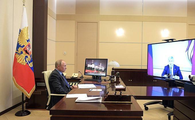 В.Путин - Александр Гусев - Встреча с губернатором Воронежской области Александром Гусевым - kremlin.ru - Воронежская обл.