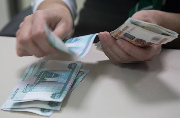 В Рязани назвали добровольным сбор средств с учителей и воспитателей на зарплаты медикам - govoritmoskva.ru - Москва - Рязань