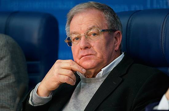 Михаил Беляев - Эксперт рассказал, что будет с ценами на российскую нефть - pnp.ru - Россия