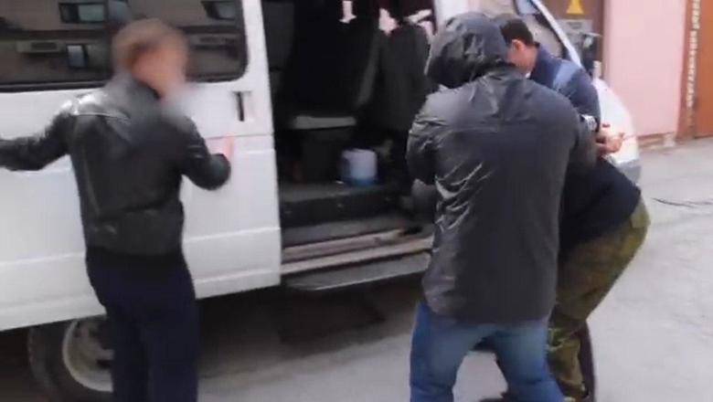 Сотрудники ФСБ задержали тюменца, планировавшего массовое убийство. Подробности - nashgorod.ru