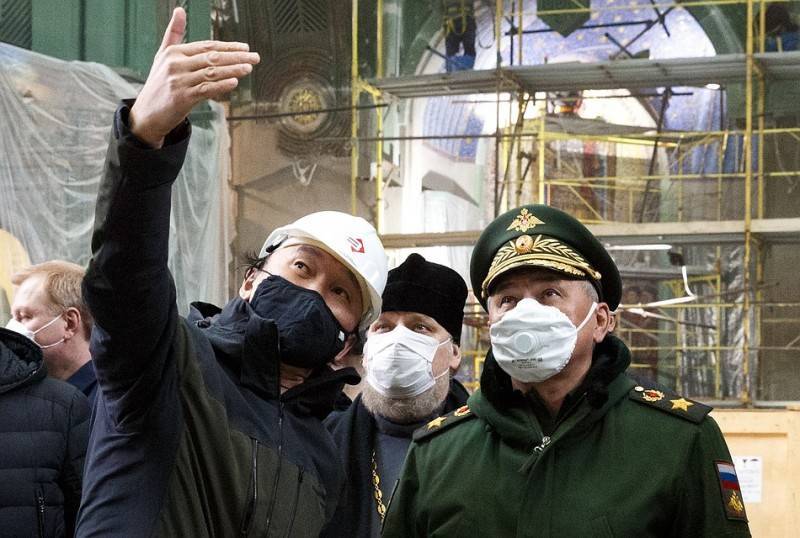 Сергей Шойгу - Шойгу посетил Главный храм Вооруженных Сил России - pravdoryb.info - Россия