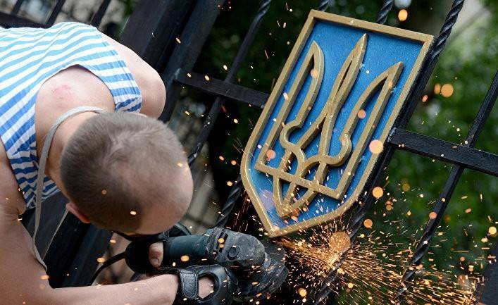 Владимир Зеленский - Владимир Путин - Петр Порошенко - Владислав Сурков - Info: рухнет ли Украина? - geo-politica.info - Россия - Украина