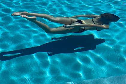 Кендалл Дженнер - Синди Кроуфорд - Кайя Гербер - Пирс Морган - 18-летняя дочь Синди Кроуфорд поделилась фото в бикини во время самоизоляции - lenta.ru - США - Лос-Анджелес
