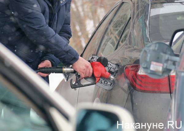 Александр Новак - Государство заработает, если не снижать цены на бензин для россиян - Минэнерго - nakanune.ru - Россия - США