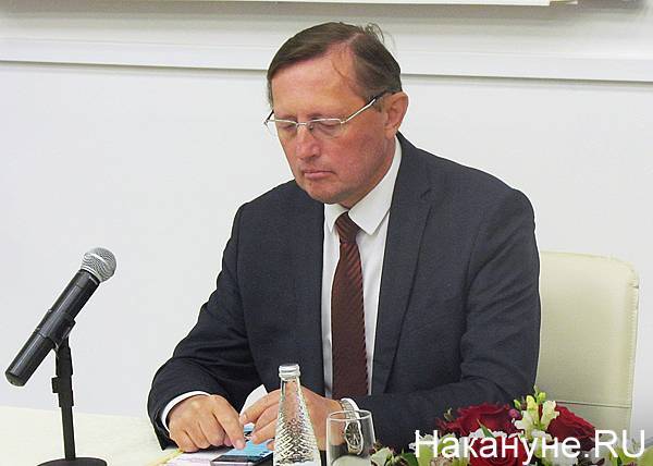 Павел Креков - В Свердловской области к майским праздникам введут пропускную систему - nakanune.ru - Свердловская обл.