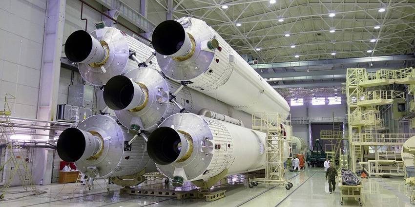 Роскосмос просит в 2,5 раза больше денег на "Ангару" - ruposters.ru