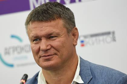 Федор Емельяненко - Олег Тактаров - Александр Емельяненко - Тактаров захотел разобраться с Емельяненко в темной комнате - lenta.ru