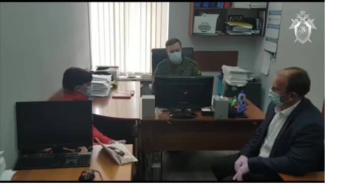 В Новороссийске молодая женщина обвиняется в регулярном истязании 6-летнего сына - piter.tv - Россия - Новороссийск