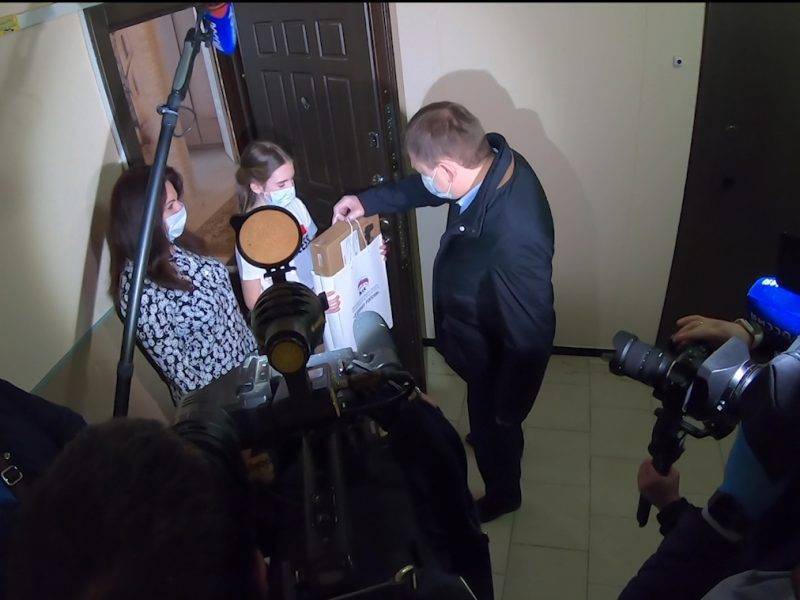 Владимир Нетесов - Как воронежский лидер ЕР Владимир Нетесов дискредитировал власть и благотворительную акцию #ПомогиУчитьсяДома - bloknot.ru - Россия - Воронеж