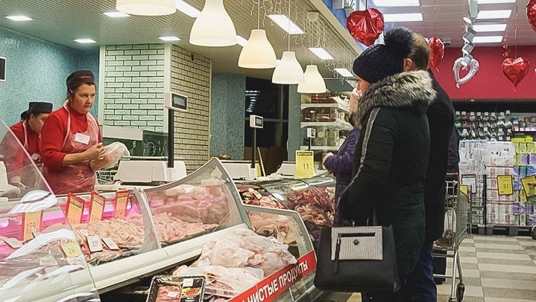 Половина россиян запаслись продуктами на 100 дней вперед - newizv.ru