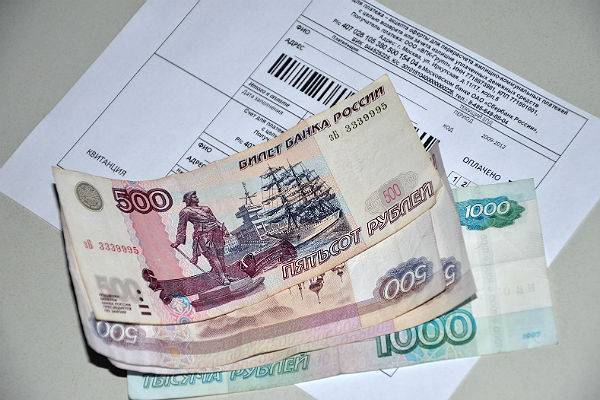 Владимир Якушев - В России собираемость платежей за ЖКХ упала до 50% - Минстрой - trud.ru - Россия