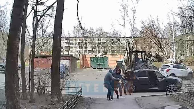 Появилось видео похищения девушки на улице Тельмана - piter.tv - Санкт-Петербург - Азербайджан