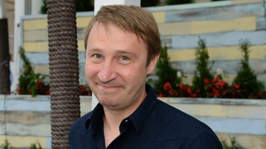 Борис Корчевников - Через что прошел в 90-е звезда «Шести кадров» Андрей Кайков - 5-tv.ru
