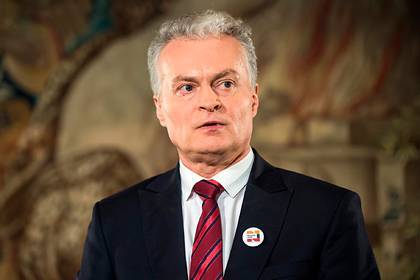 Александр Лукашенко - Гитанас Науседа - Президент Литвы предложил Лукашенко помощь в борьбе с коронавирусом - lenta.ru - Белоруссия - Литва