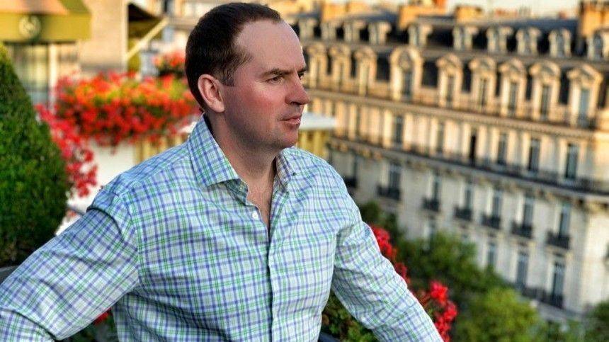 Сергей Жорин - Экс-супруга адвоката Жорина «спалила» его, оставив комментарий под фото - 5-tv.ru - Россия