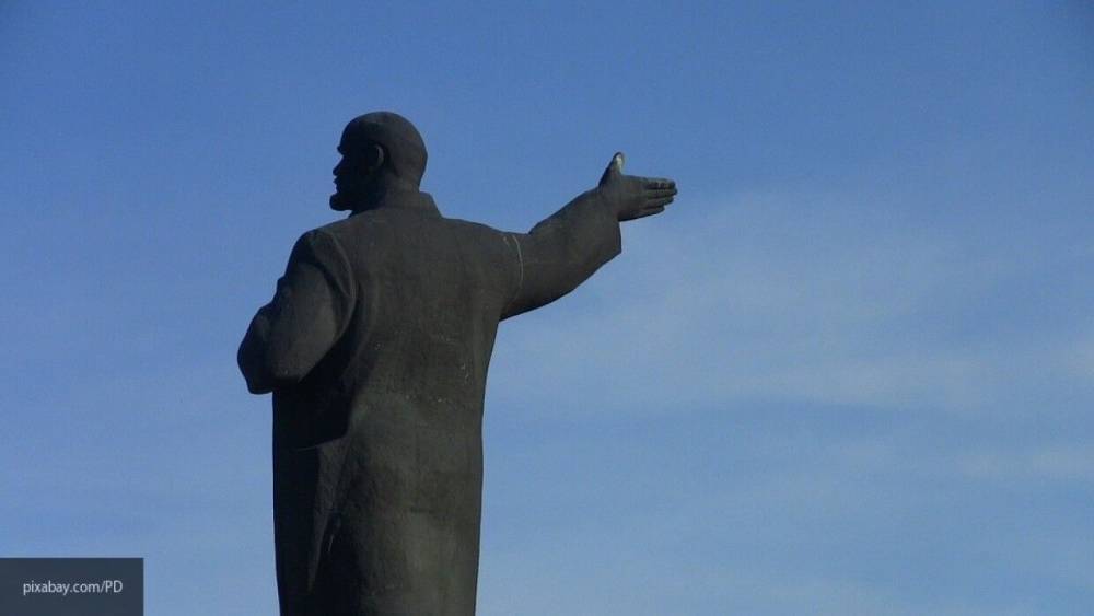 Максим Сурайкин - Геннадий Зюганов - Владимир Ильич Ленин - КПРФ могла бы отпраздновать юбилей Ленина без нарушения режима самоизоляции - politros.com - Россия