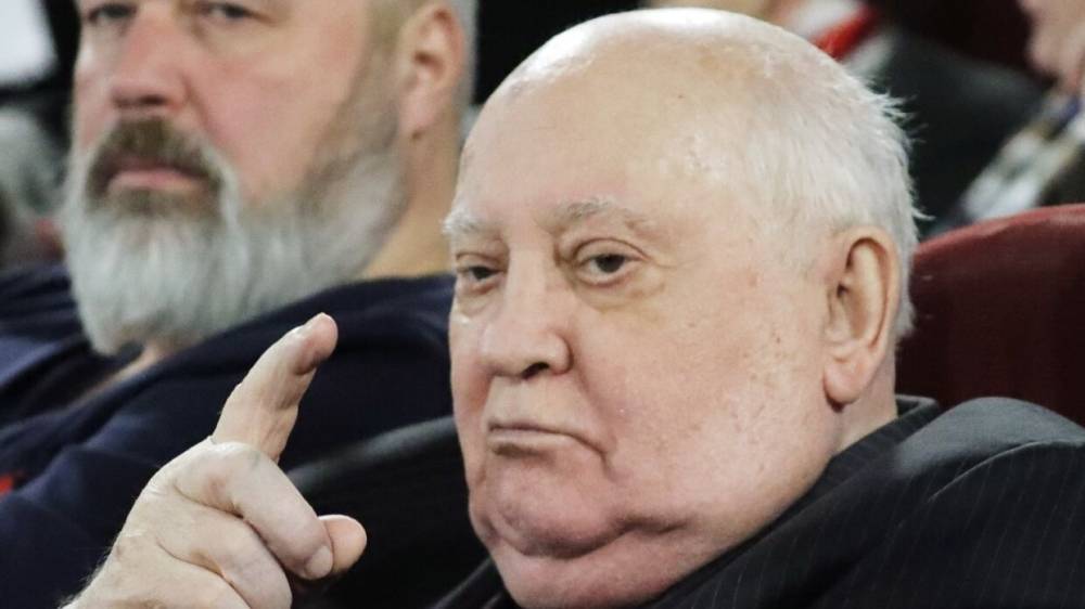 Михаил Горбачев - Горбачев спустя 35 лет после перестройки назвал виновных в развале СССР - riafan.ru - Москва