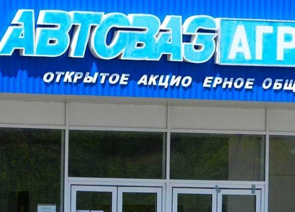 АвтоВАЗ представит три новинки - nakanune.ru - Россия - Sandero