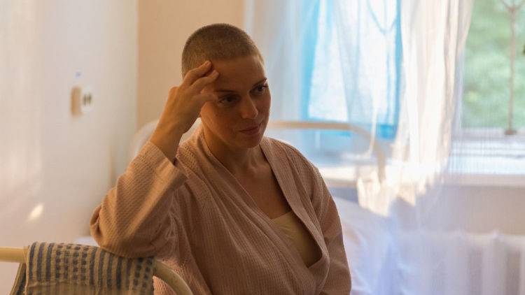 Сериал о вирусе с Нэлли Уваровой сняли в Крыму перед самой пандемией - crimea.ria.ru - Крым - Симферополь - Приморье край