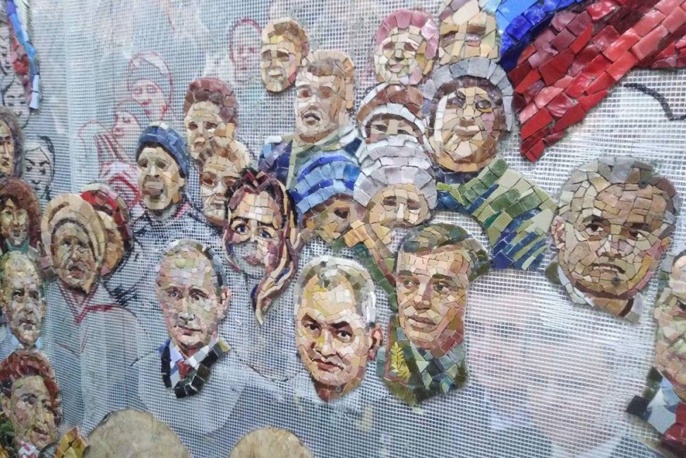 Сергей Шойгу - Владимир Путин - Вячеслав Володин - Николай Патрушев - Иосиф Сталин - Александр Бортников - Валентина Матвиенко - Валерий Герасимов - «МБХ медиа»: Главный храм Вооруженных сил украсят мозаикой с Путиным, Шойгу и Сталиным - theins.ru - Россия - Крым