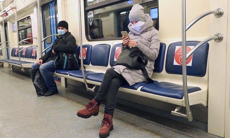 В Москве начнут штрафовать на пять тысяч рублей за несоблюдение дистанции в общественном транспорте - bloknot.ru - Москва