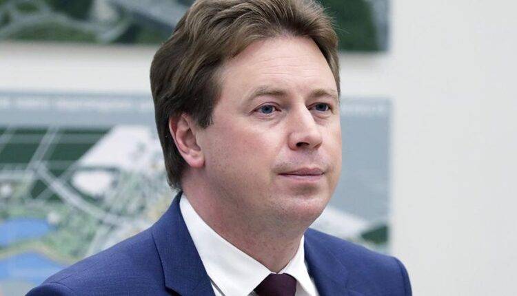 Михаил Мишустин - Денис Мантуров - Замглавы Минпромторга Овсянников официально освобожден от должности после скандала - newtvnews.ru - Россия - Ижевск