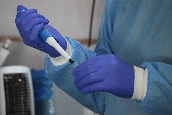 Владимир Чуланов - В Минздраве пообещали сделать вакцину от COVID-19 к концу года - trud.ru - Россия