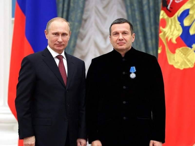 Владимир Соловьев - Соловьев едко отреагировал на петицию с требованием его уволить с ТВ - dayonline.ru - Россия
