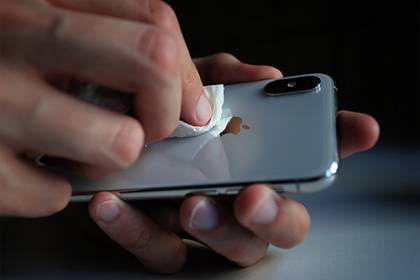 Загадочное сообщение убило iPhone - lenta.ru