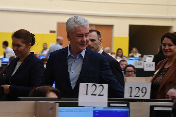 Сергей Собянин - Михаил Мурашко - Собянин попросил бросить на борьбу с коронавирусом студентов-медиков - trud.ru - Москва