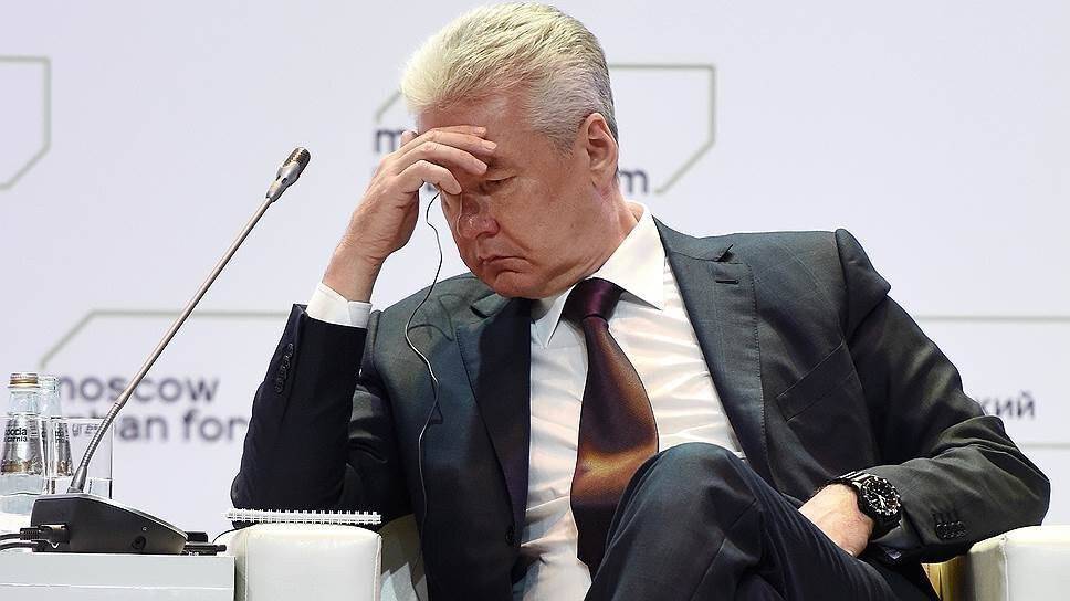 Сергей Собянин - Михаил Мурашко - Собянин направляет студентов медвузов на практику в коронавирусные больницы - readovka.news - Москва