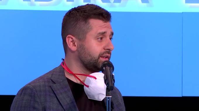 Давид Арахамия - Михаил Саакашвили - В партии Зеленского пригрозили Грузии дипломатическими проблемами - piter.tv - США - Украина - Киев - Грузия