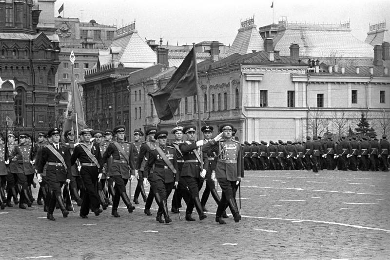 Владимир Путин - Шествие победителей: правда и мифы о главном параде страны - tvc.ru - Россия - Новосибирская обл.