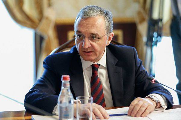 Сергей Лавров - Заявления главы МИД Армении навредят армяно-российским отношениям: мнение - eadaily.com - Россия - Армения