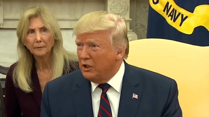 Дональд Трамп - Трамп подписал закон о мерах поддержки экономики почти на $500 млрд - piter.tv - США